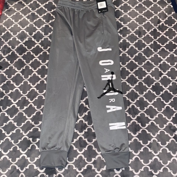NWT YOUTH JOGGERS / SWEATPANTS - Picture 2 of 11